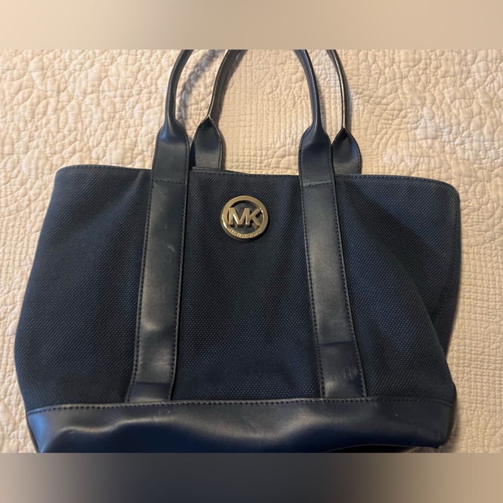 Micheal Kors navy Fulton texture